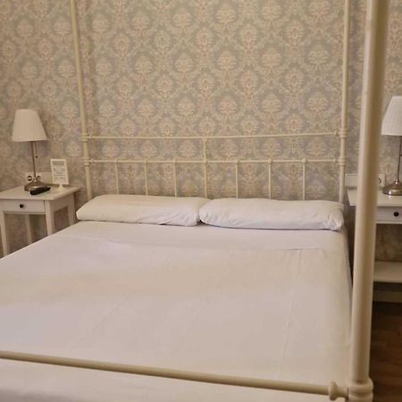 Lumine Luxury Suites By Gaiarooms Барселона Екстериор снимка